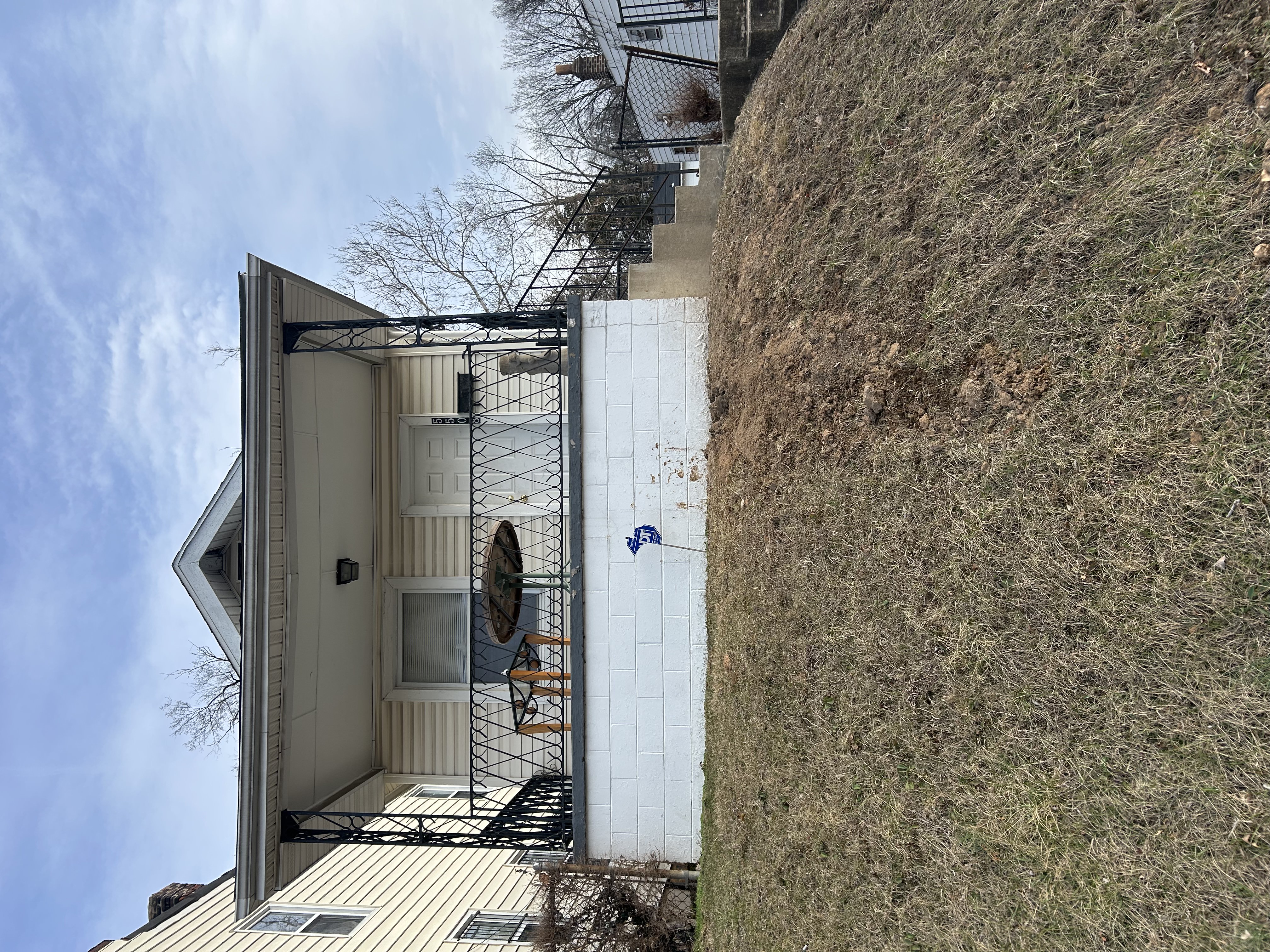 St. Louis House: 5508 Beacon Ave