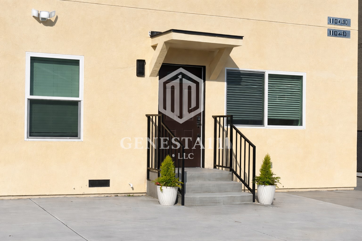 Granada Hills Apartment: 11040 Genesta Ave