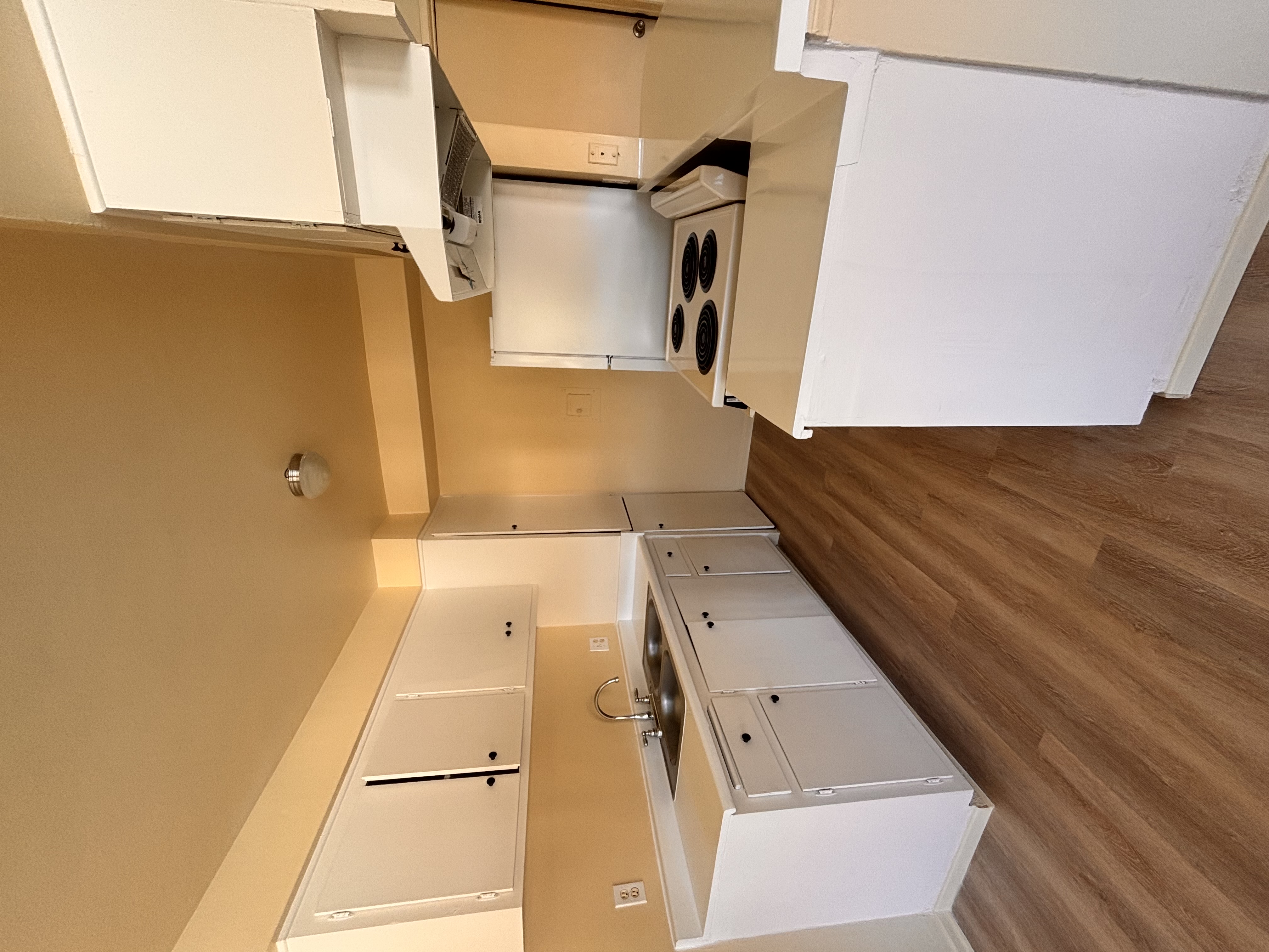 La Habra Apartment: 1001 E. Stearns Ave