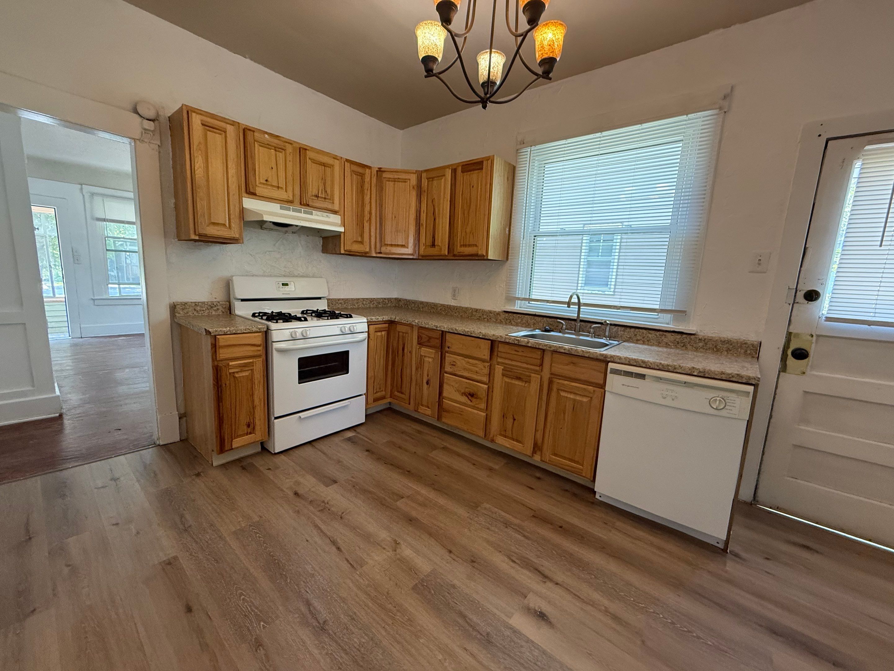 Billings Apartment: 131 Broadwater Ave