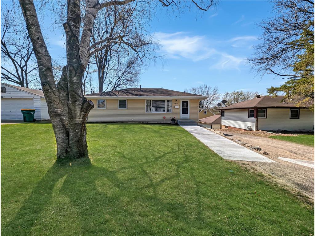 Crystal House: 5917 34th Ave N