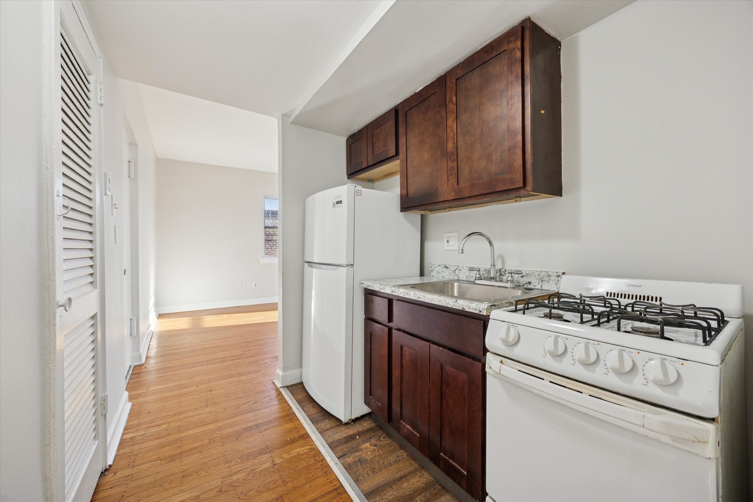 Philadelphia Apartment: 5822 N Mascher St Philadelphia, PA 19120
