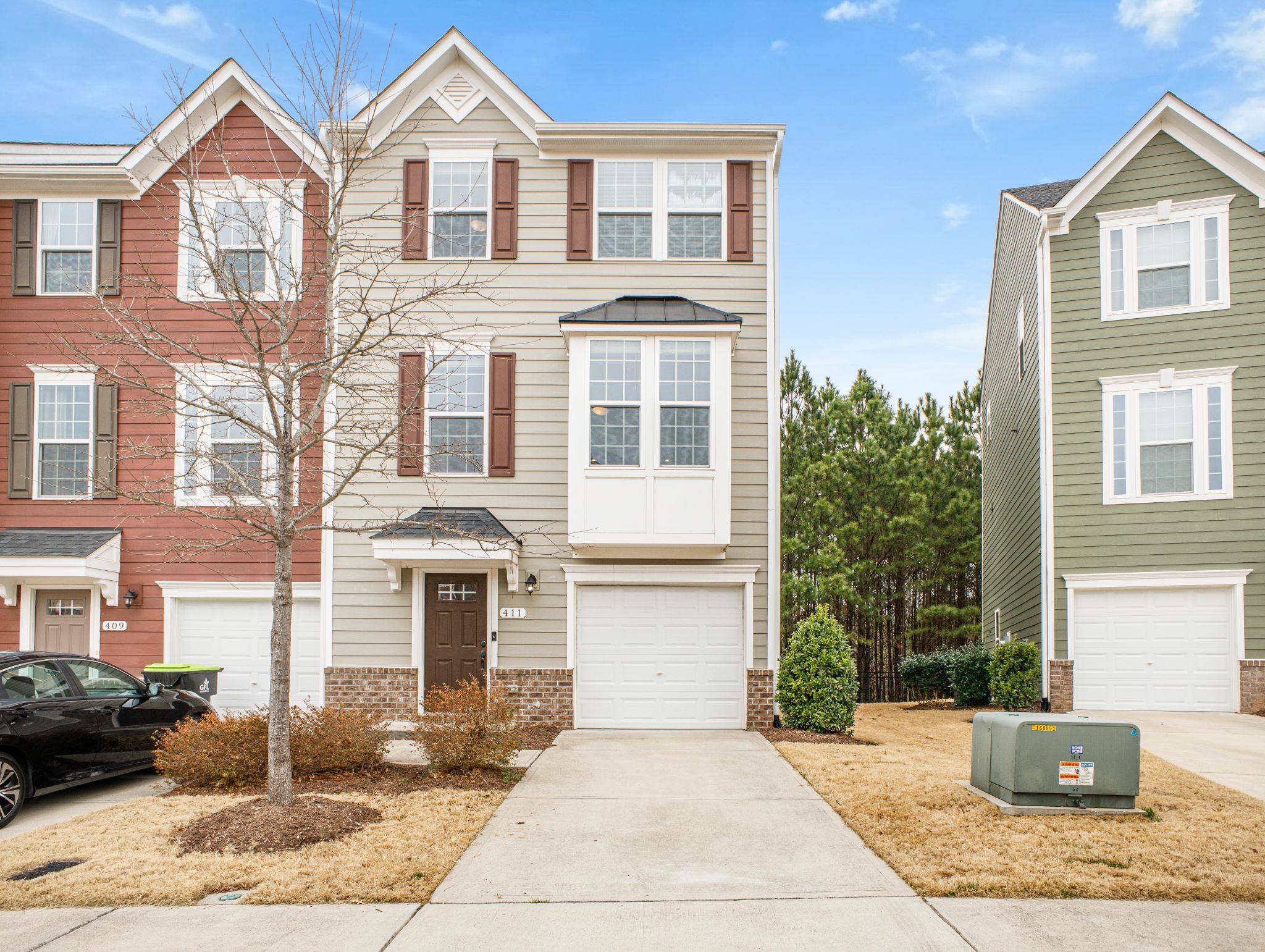 Durham Townhome: 411 Cross Country Way