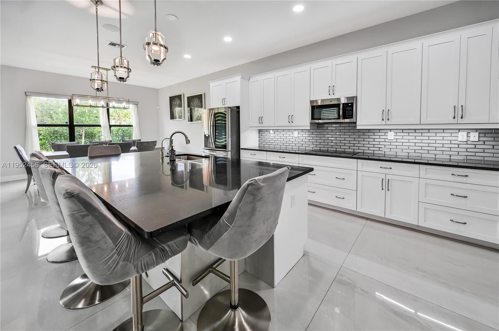 Coral Springs House: 8645 NW 39th Court