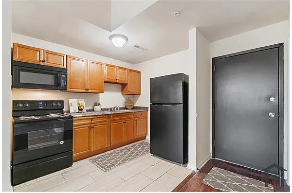 Baltimore Townhome: 317 E. North Ave, Baltimore City