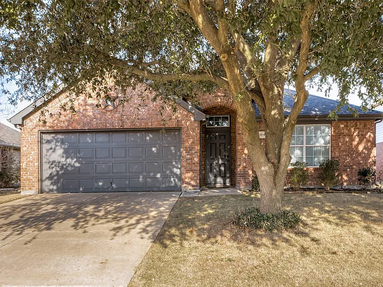 Burleson House: 1104 Vista View