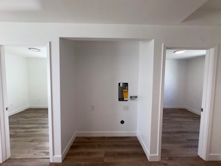 South Gate House: 9811 San Carlos ave