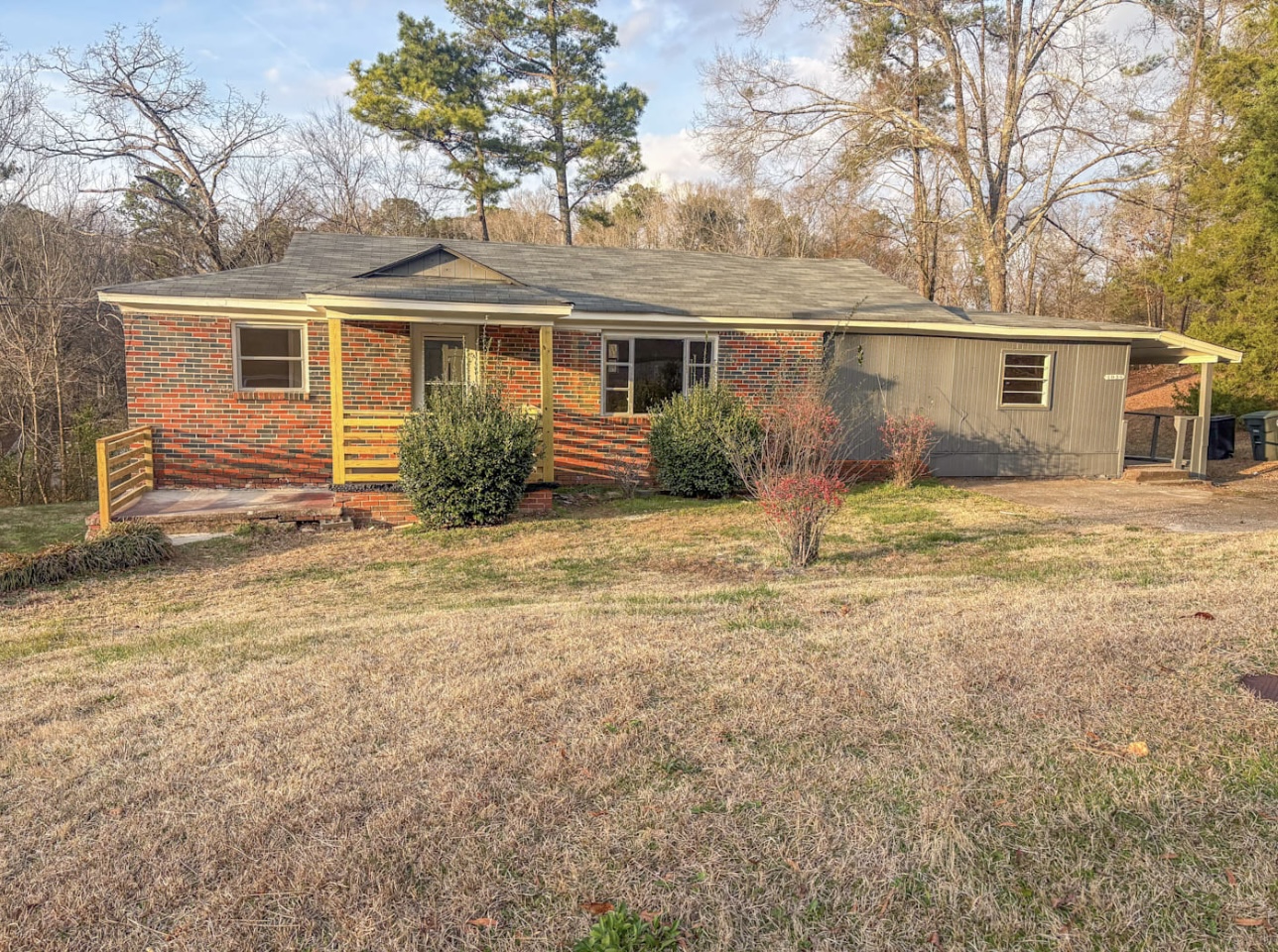 Birmingham House: 1036 Southwood Dr