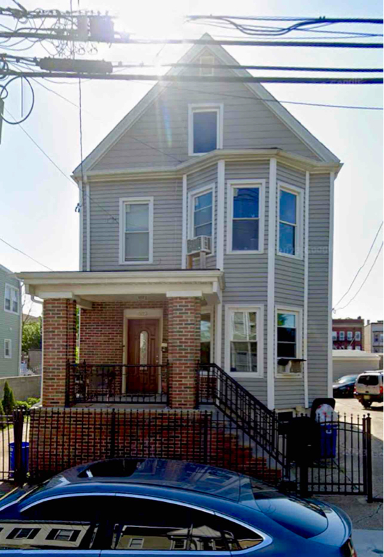 Newark Multiplex: 523 N. 5th St. Apt. 2