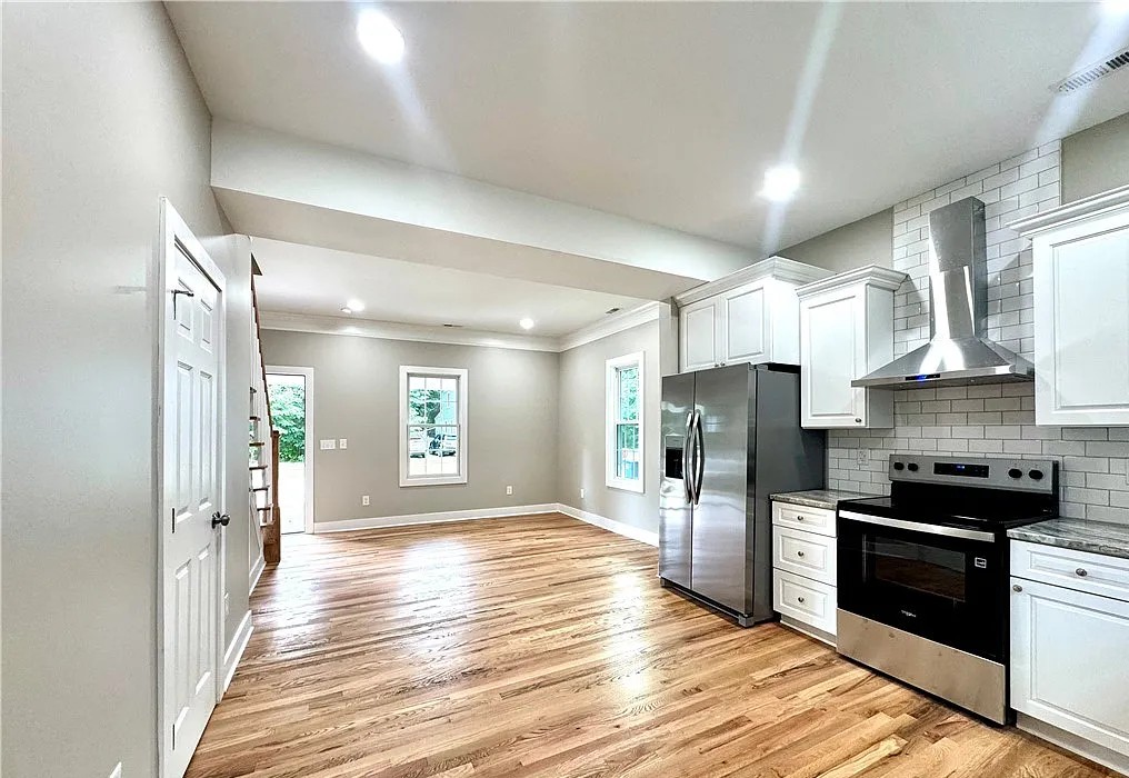 Petersburg Multiplex: 1130 West High St