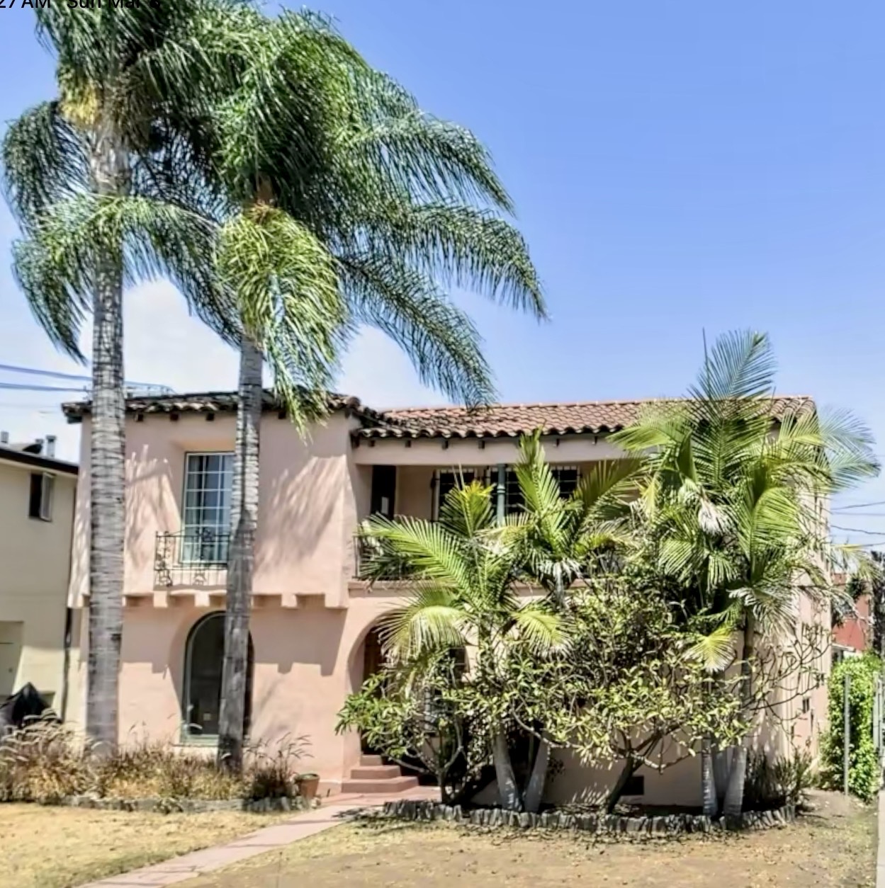 Los Angeles House: 6089 Cashio Street