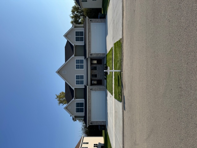 Coal City Townhome: 903 Covey Lane