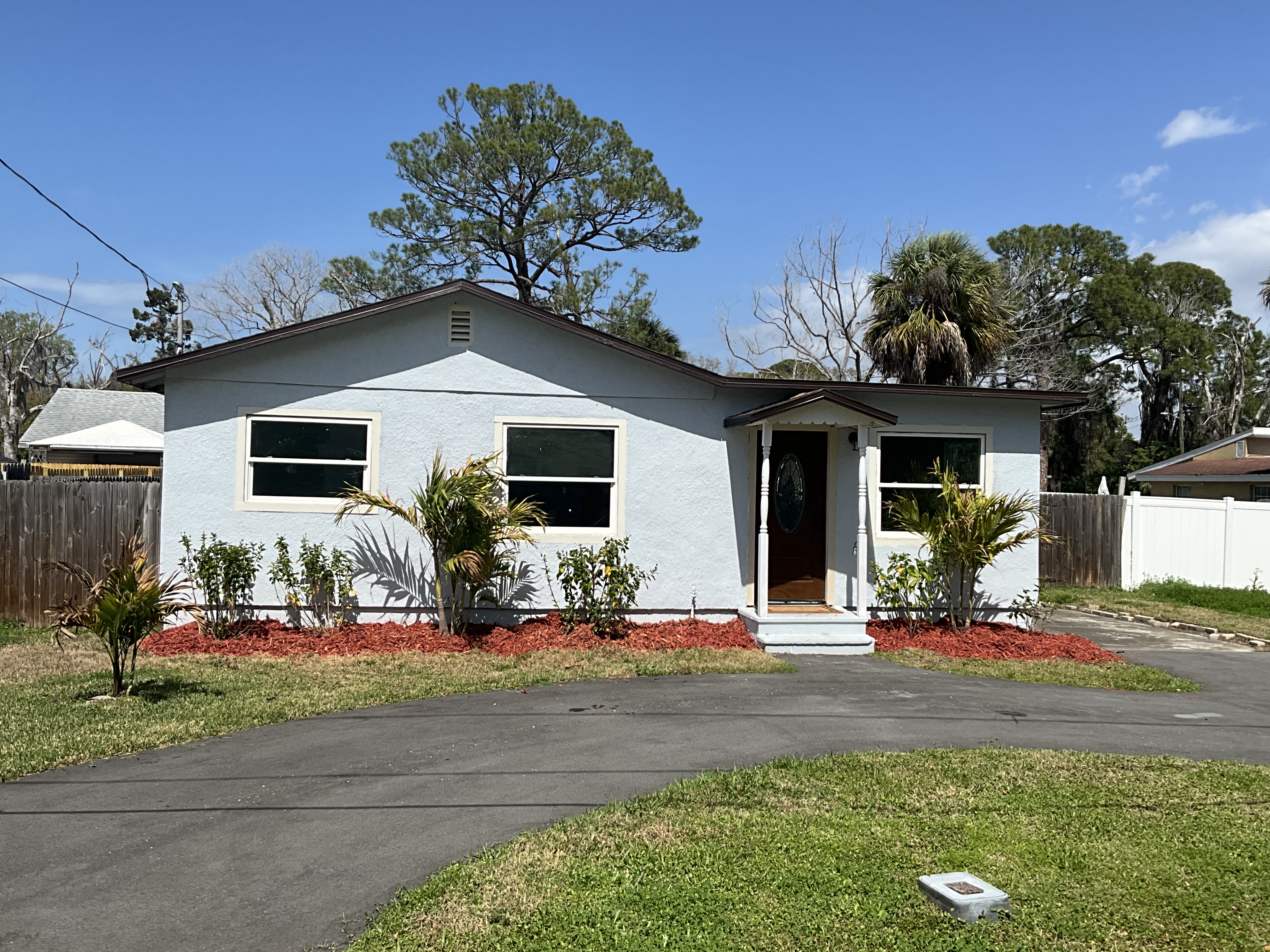 Port Richey House: 5207 Behms court