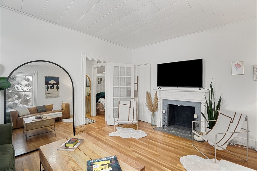 Jamaica Plain Condo: 21 Wenham St
