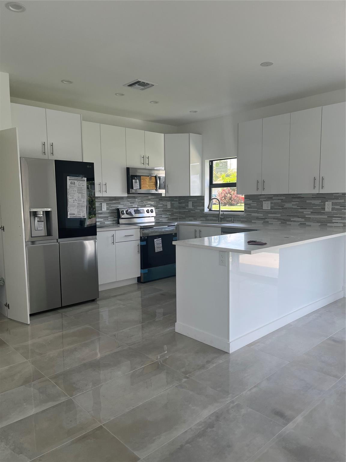 Boynton Beach House: 2877 SE 1st Court