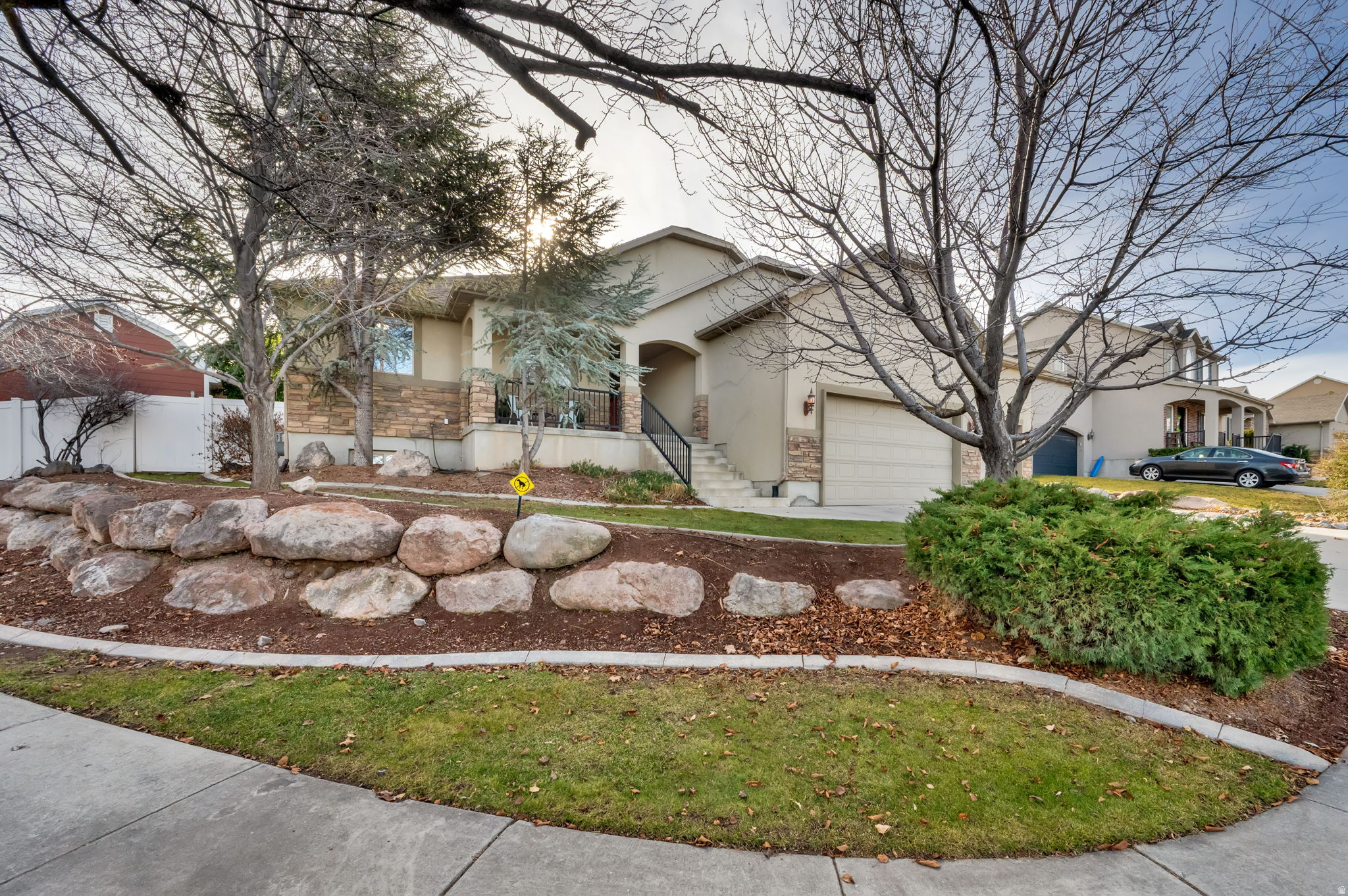 Herriman House: 4827 W Boulder Meadow Dr