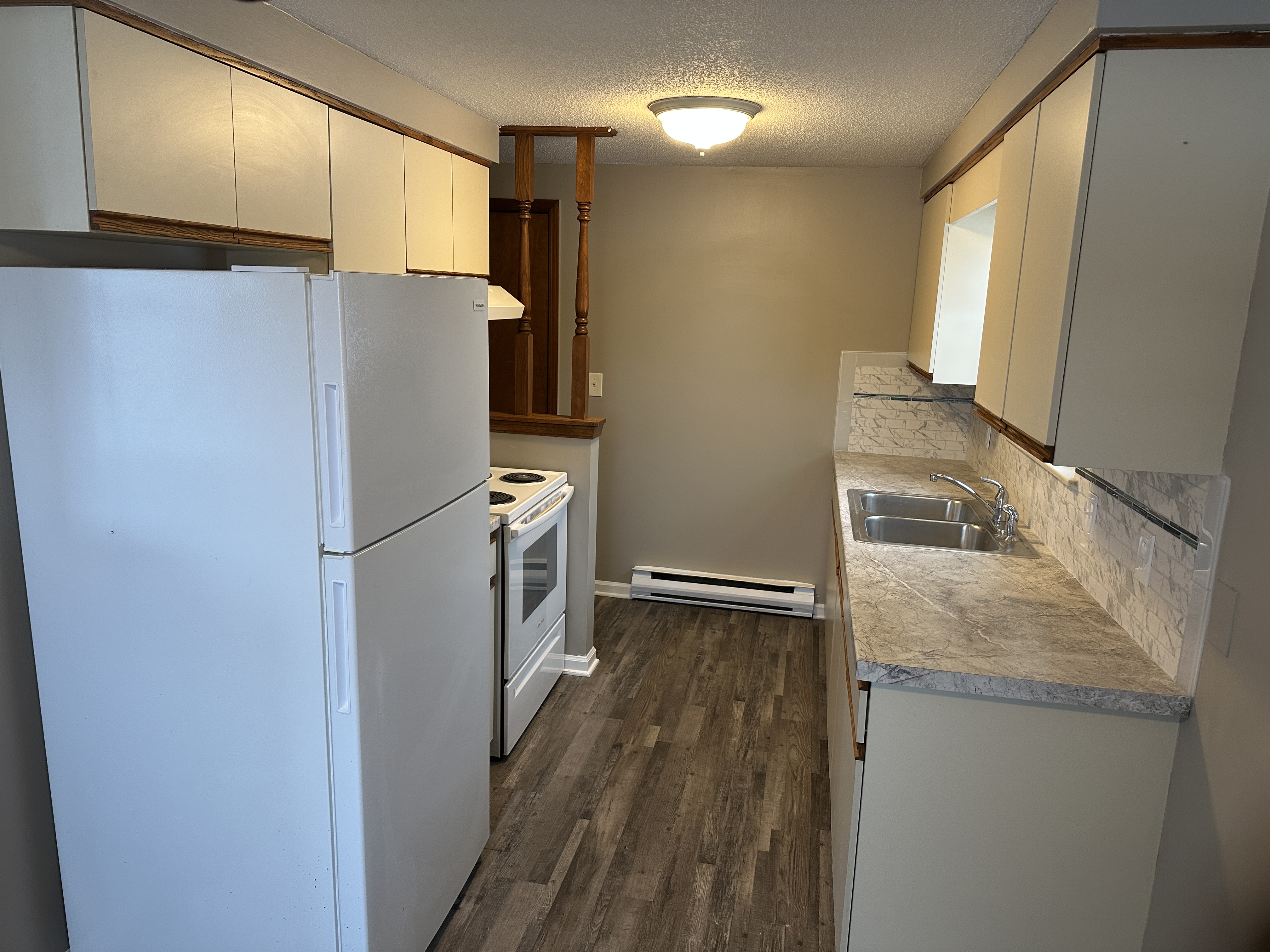 North Tonawanda Multiplex: 2718 Alder Creek Dr S