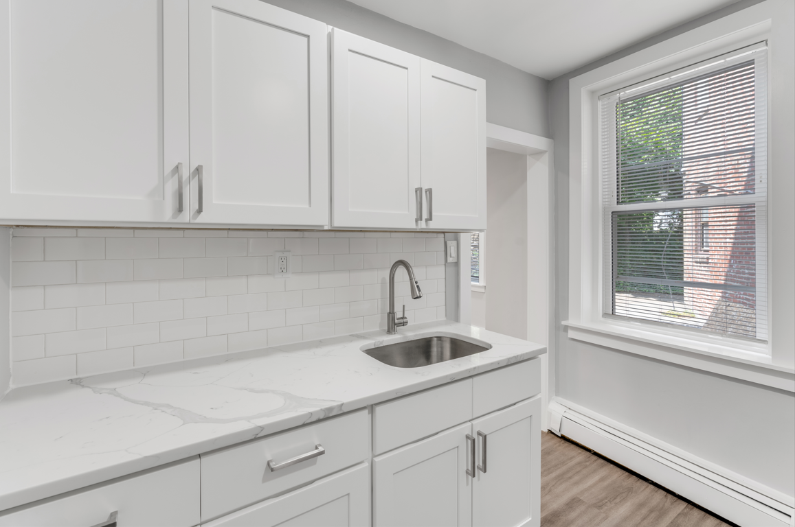Philadelphia Apartment: 615 E Vernon Road
