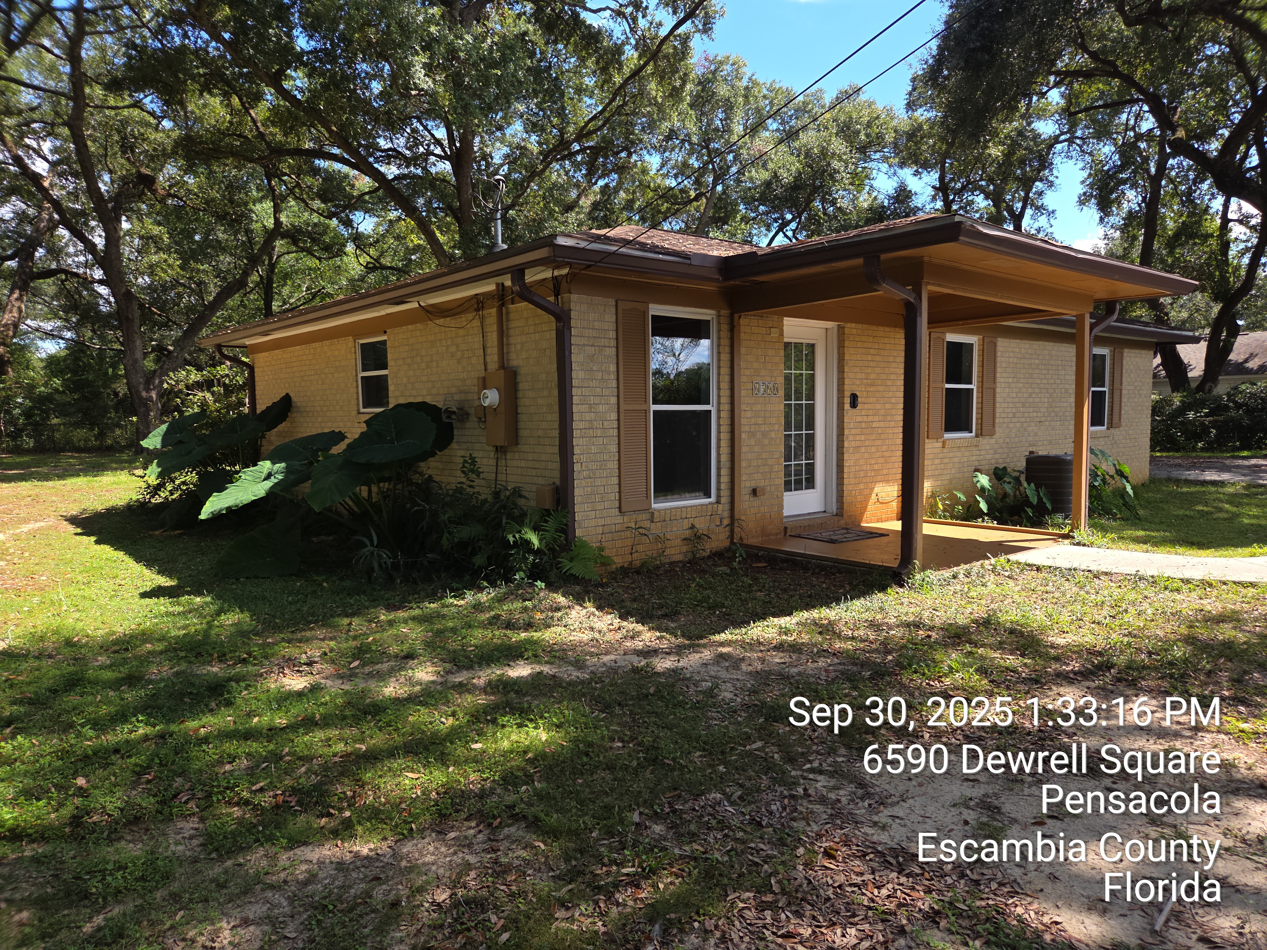 Pensacola House: 6590 dewrell sq