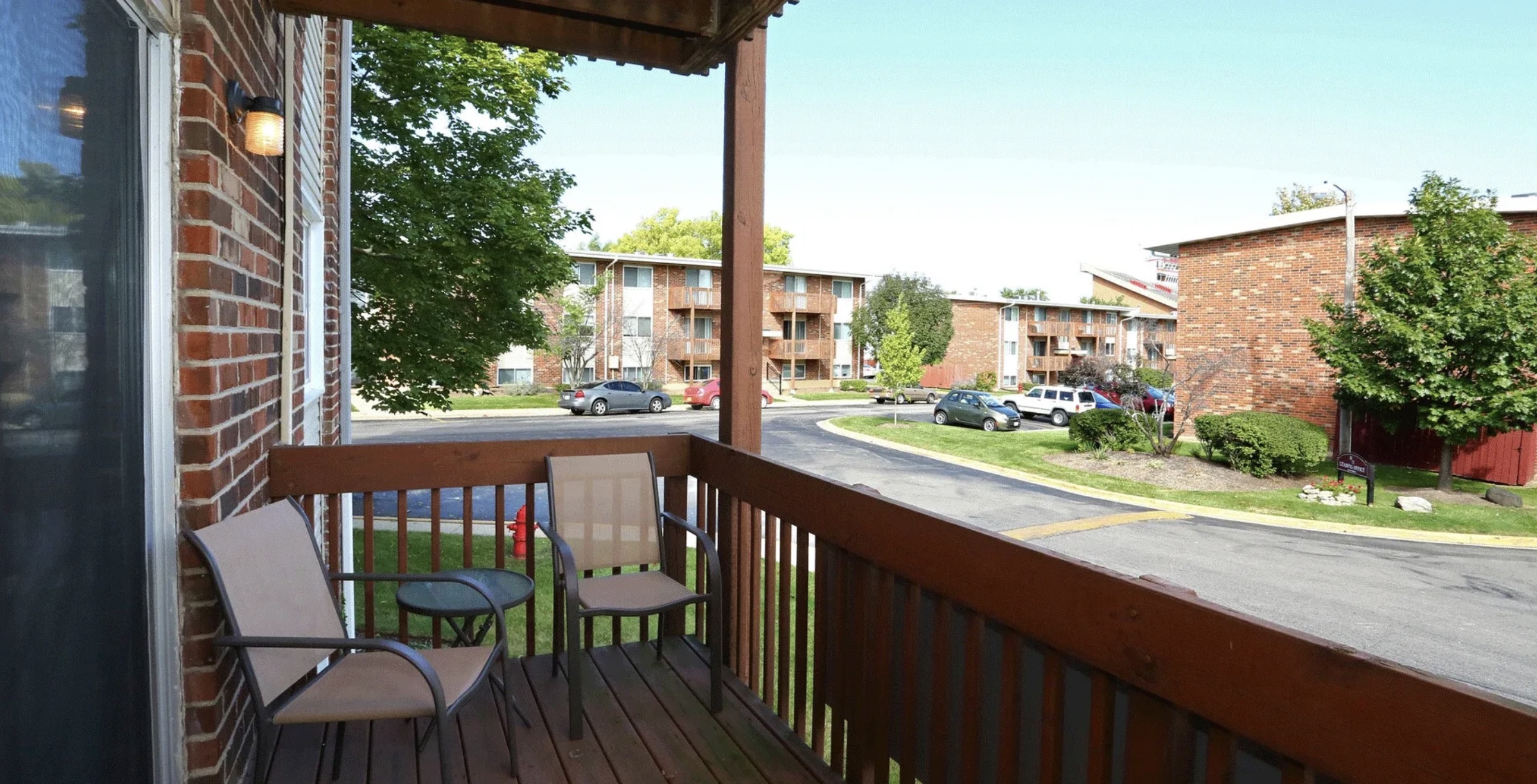 DeKalb Apartment: 1307 W Lincoln Hwy