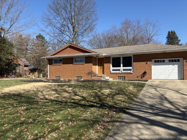 Tallmadge House: 195 Washburn Rd