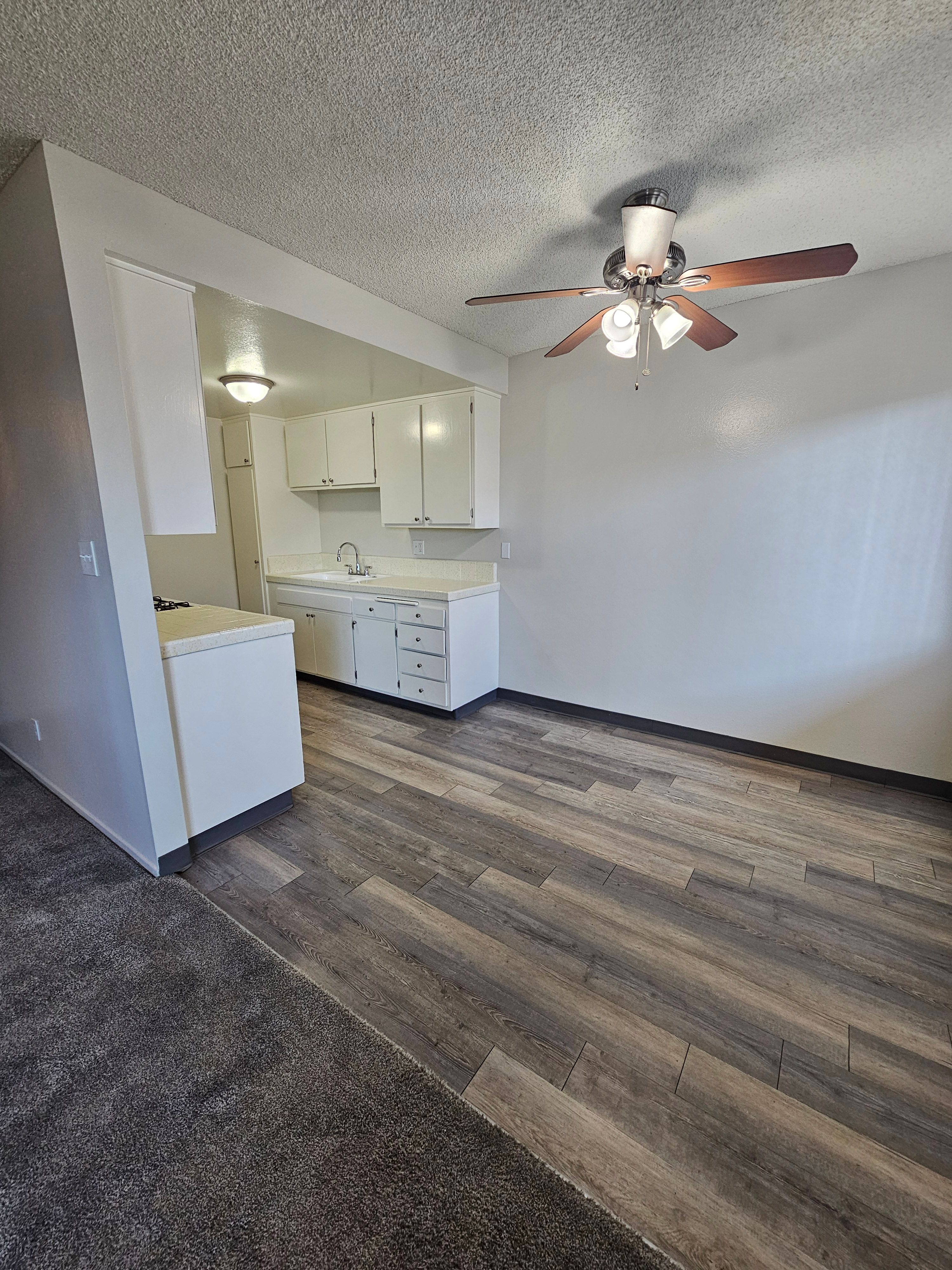 Ontario Apartment: 1135 W. I Street