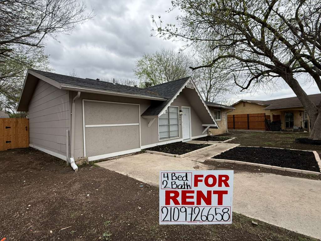 San Antonio House: 8618 Sweet Maiden St