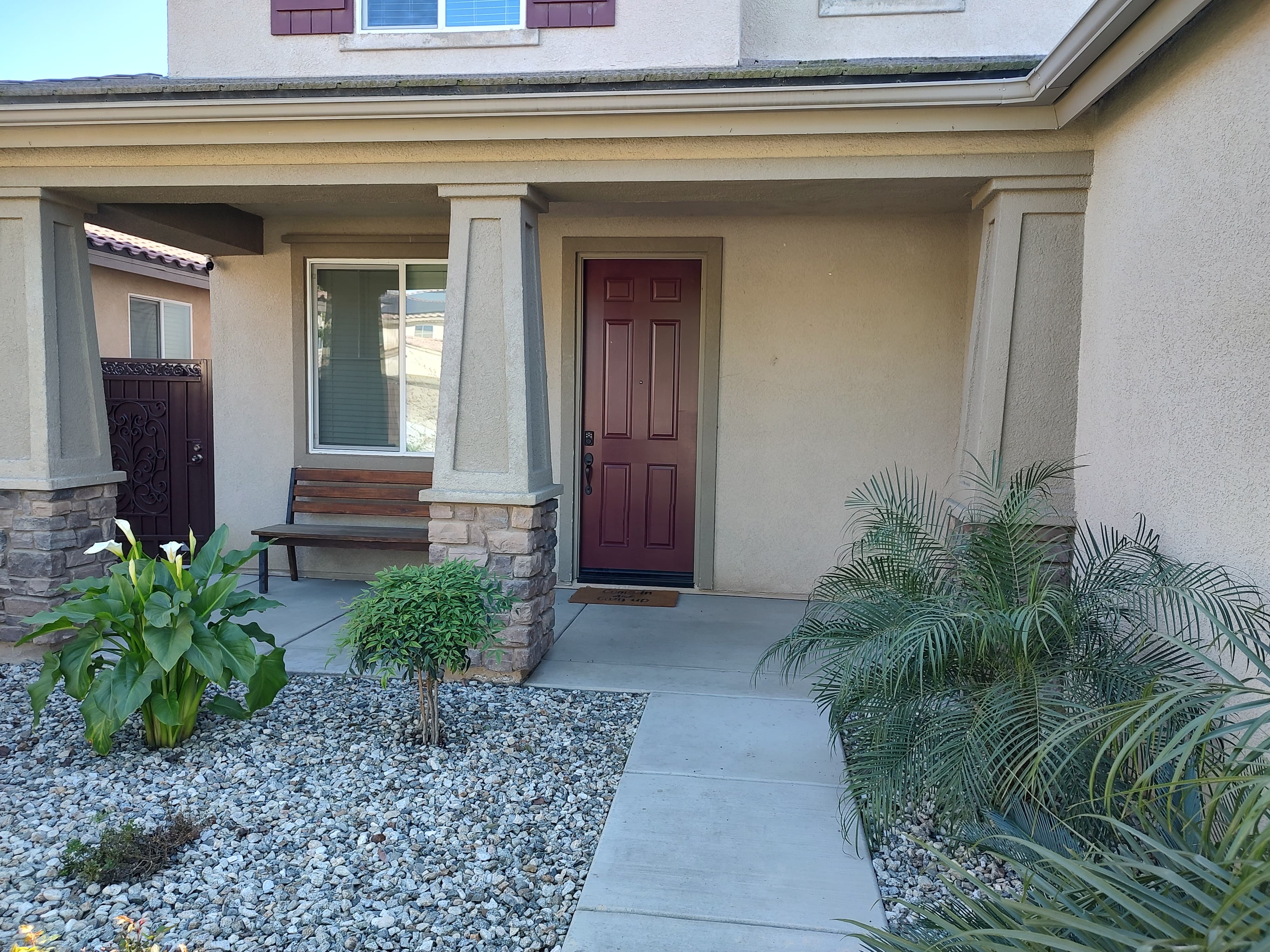 Bakersfield House: 5421 Carrotwood Ave