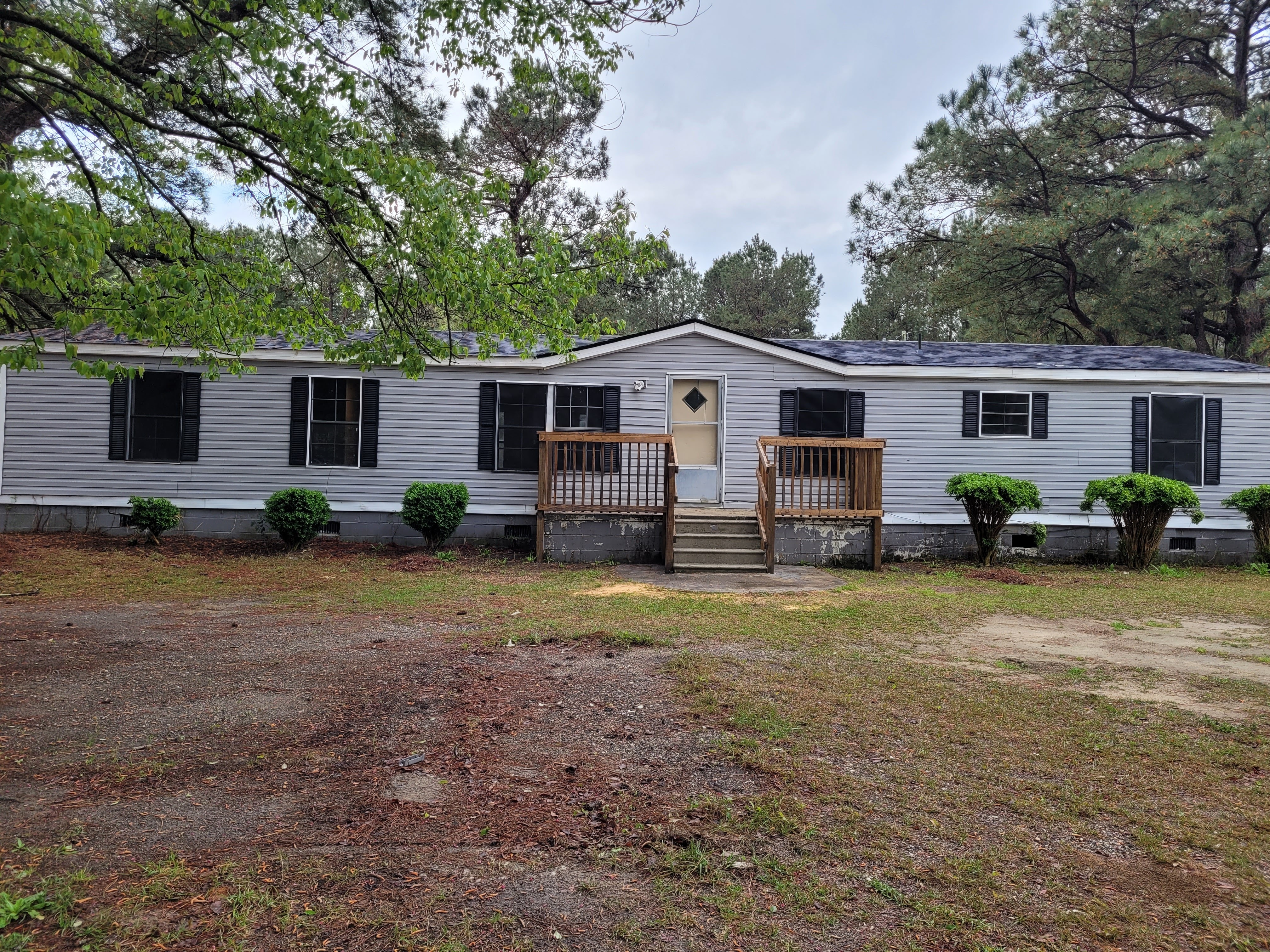 Manning House: 1038 Viking Ct