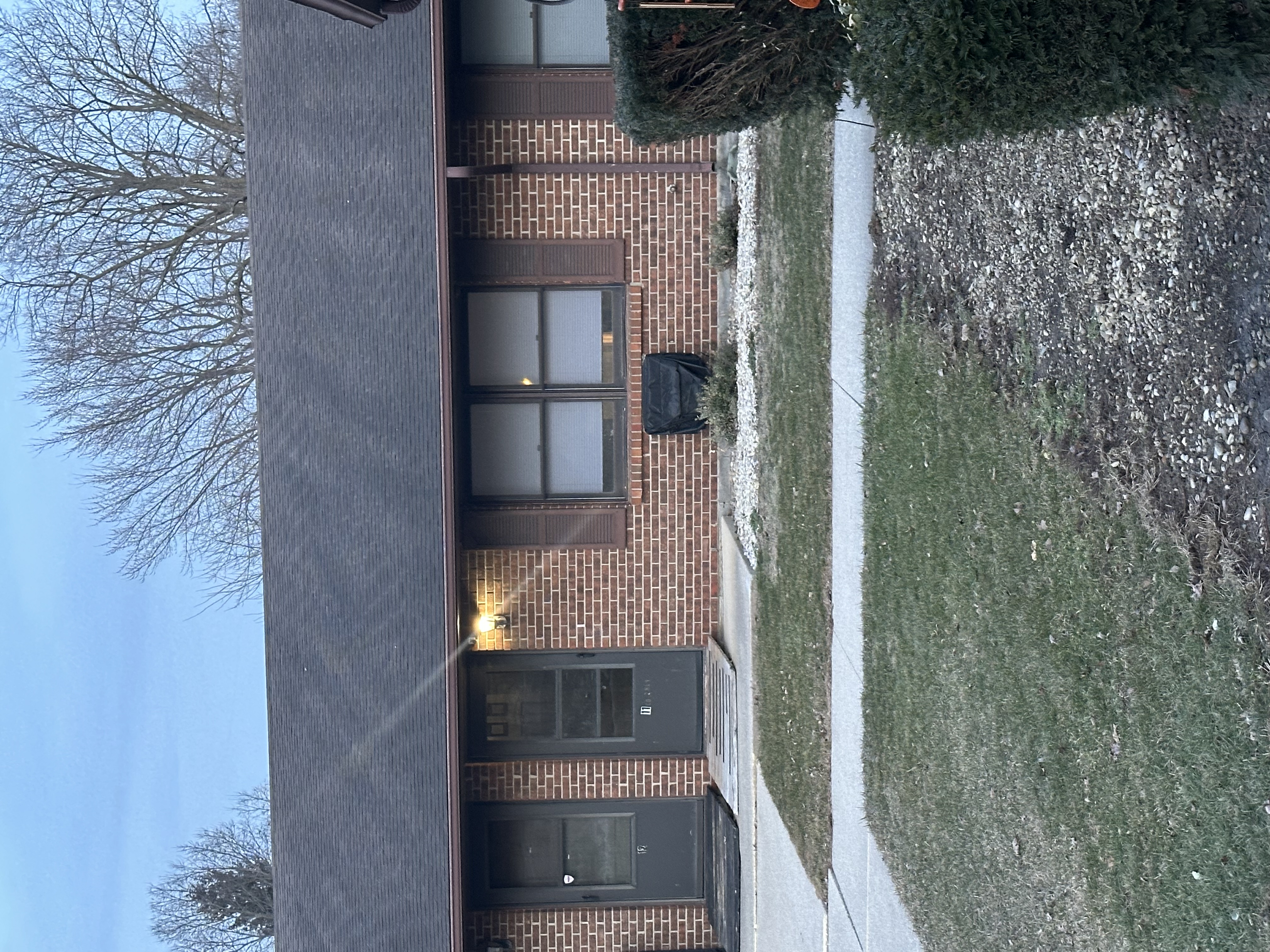 Pennville Apartment: 250 E Main St