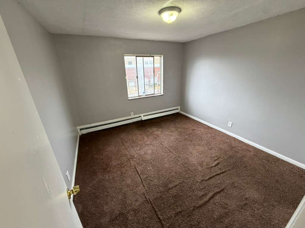 Cleveland Apartment: 15112 Euclid Ave