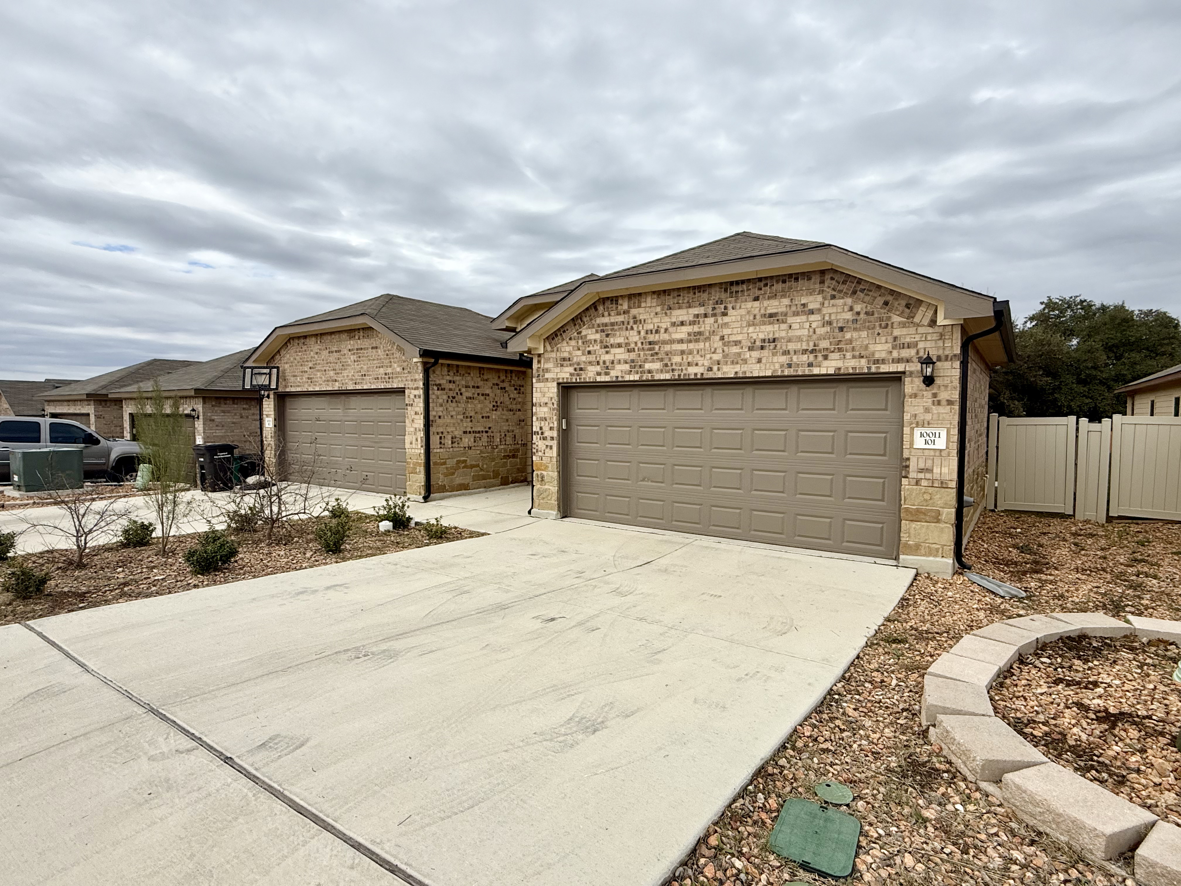 San Antonio Multiplex: 10011 Westover Bluff