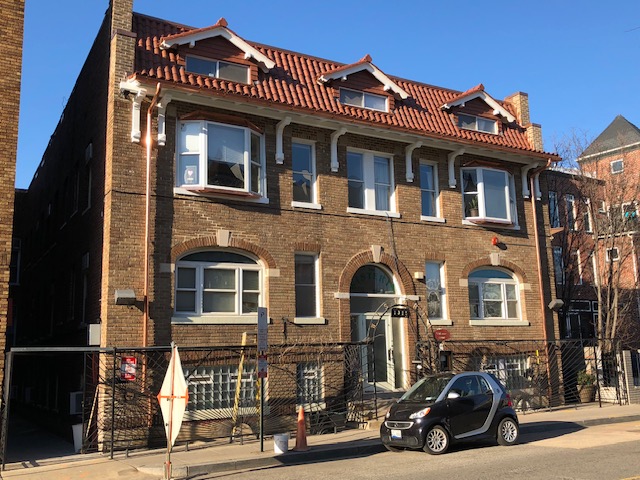 washington House: 1315 Park Rd. NW