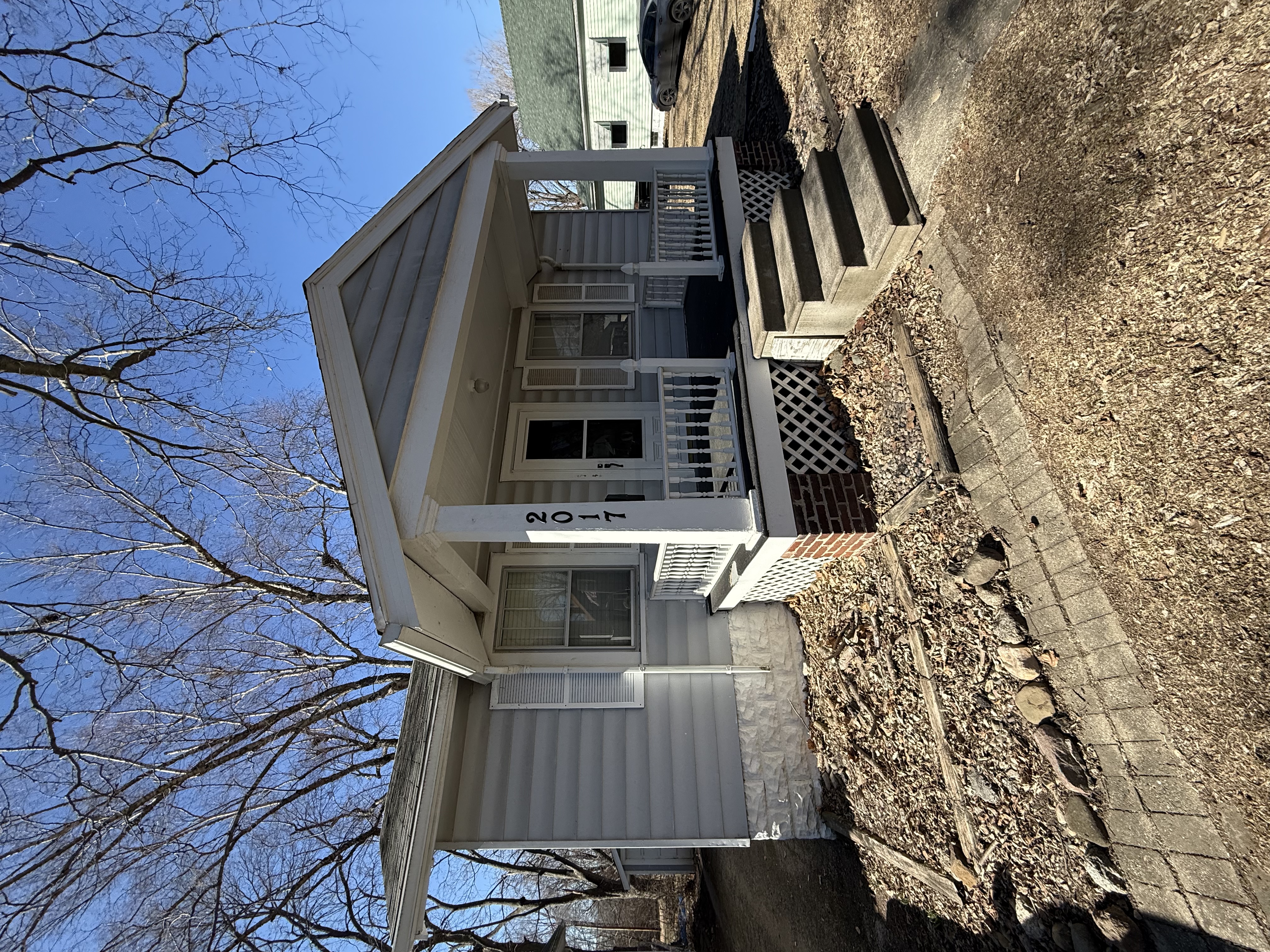 Decatur House: 2017 N Graceland Ave