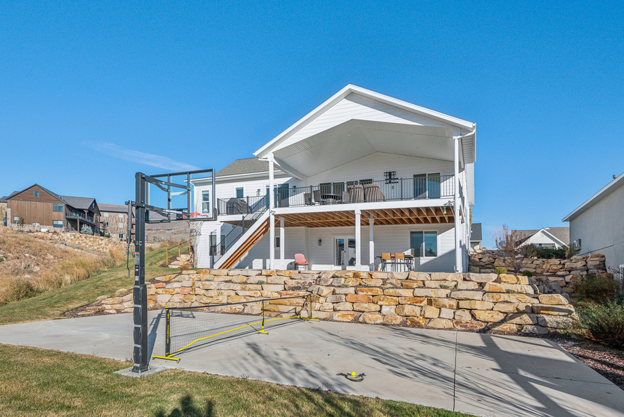 Heber City House: 1073 N. Mill Road