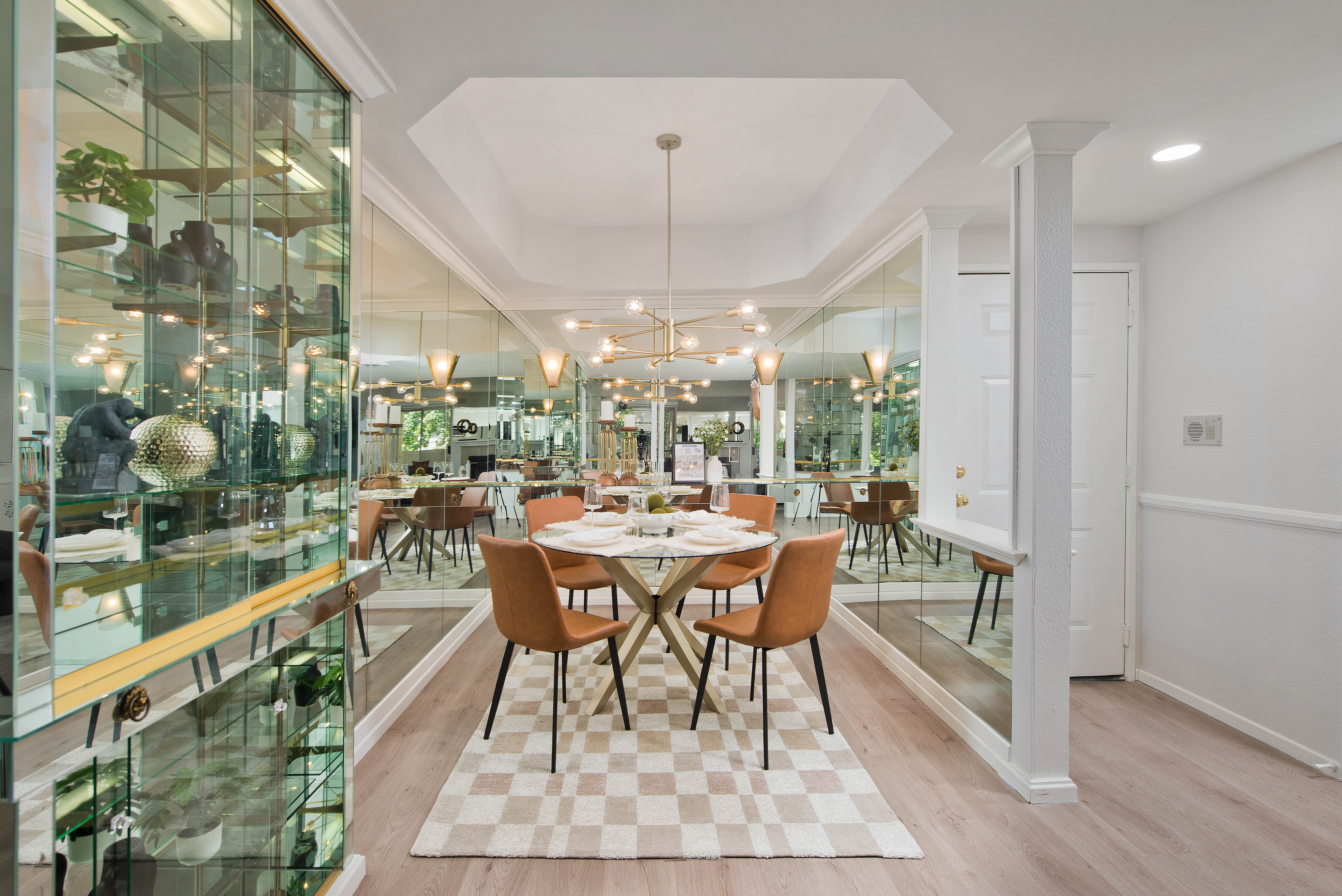 Sherman Oaks Condo: 14347 Albers St