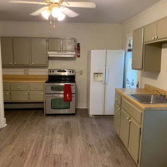 Barre Multiplex: 6 Leblanc Ave