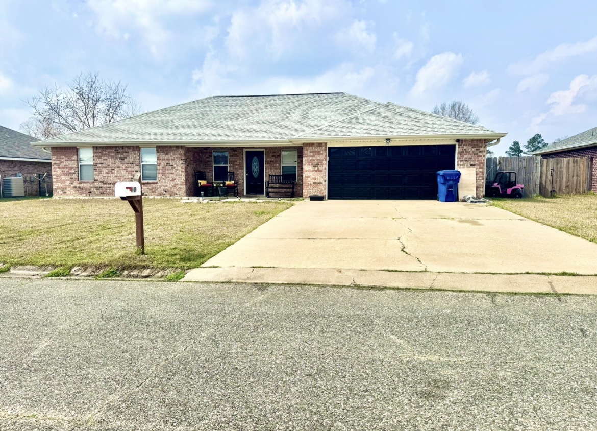 Deridder House: 1809 Briarwood Street