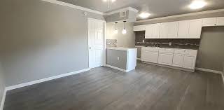 Houston Multiplex: 221 Caylor Street