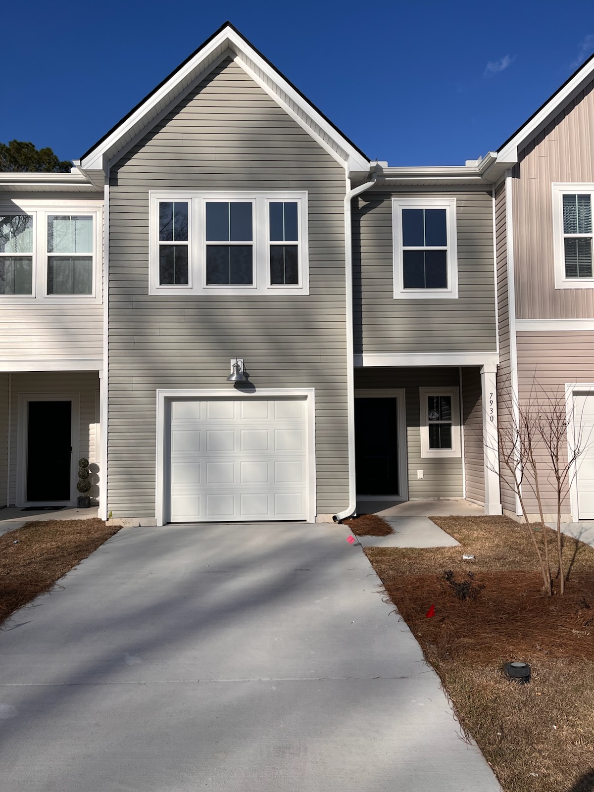 North Charleston Townhome: 7930 Triggerfish Way