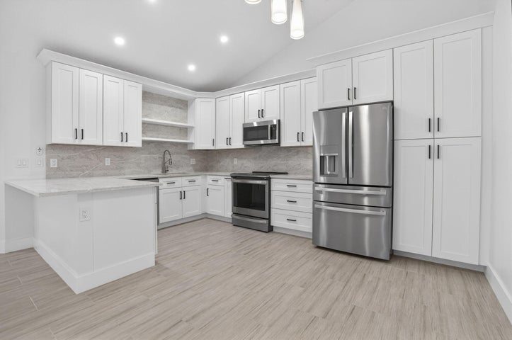 Palm Beach Gardens Townhome: 5230 Woodruff Lane