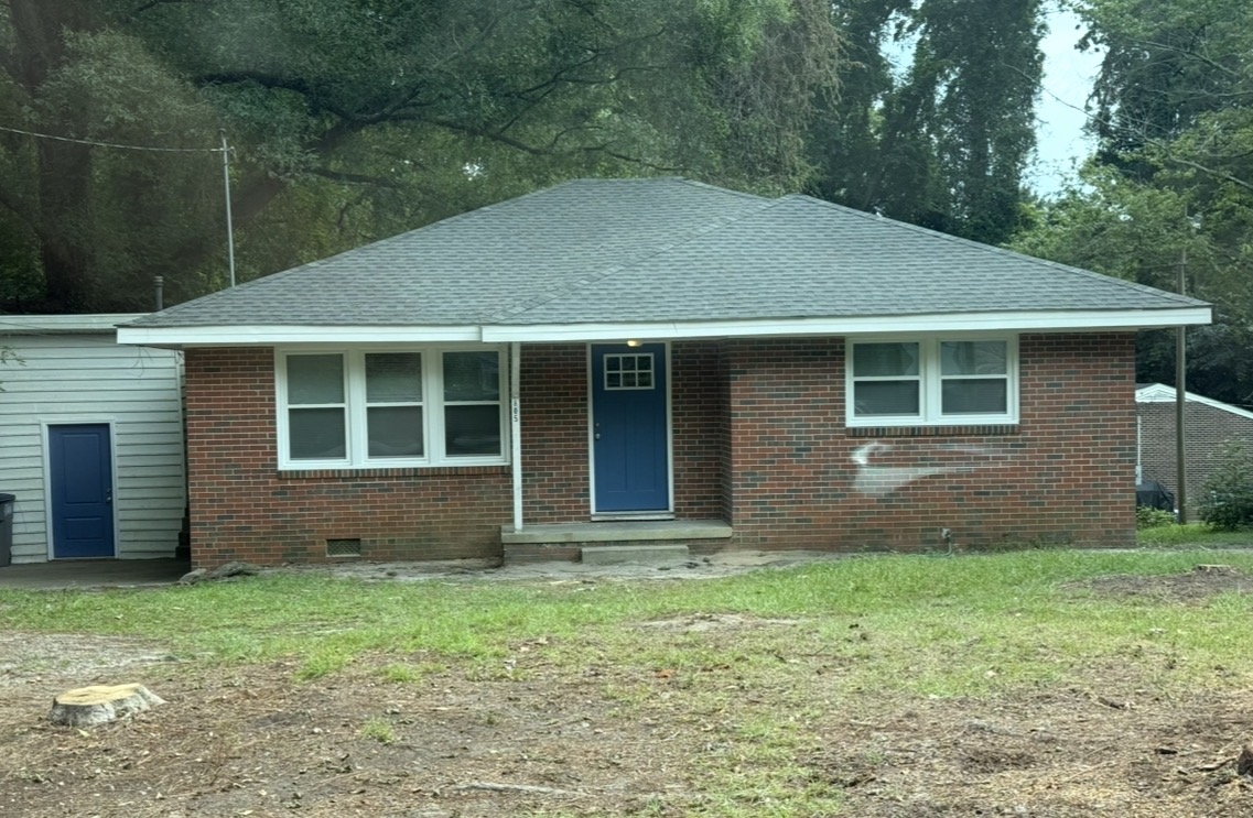 Rocky mount House: 805 Tyan St