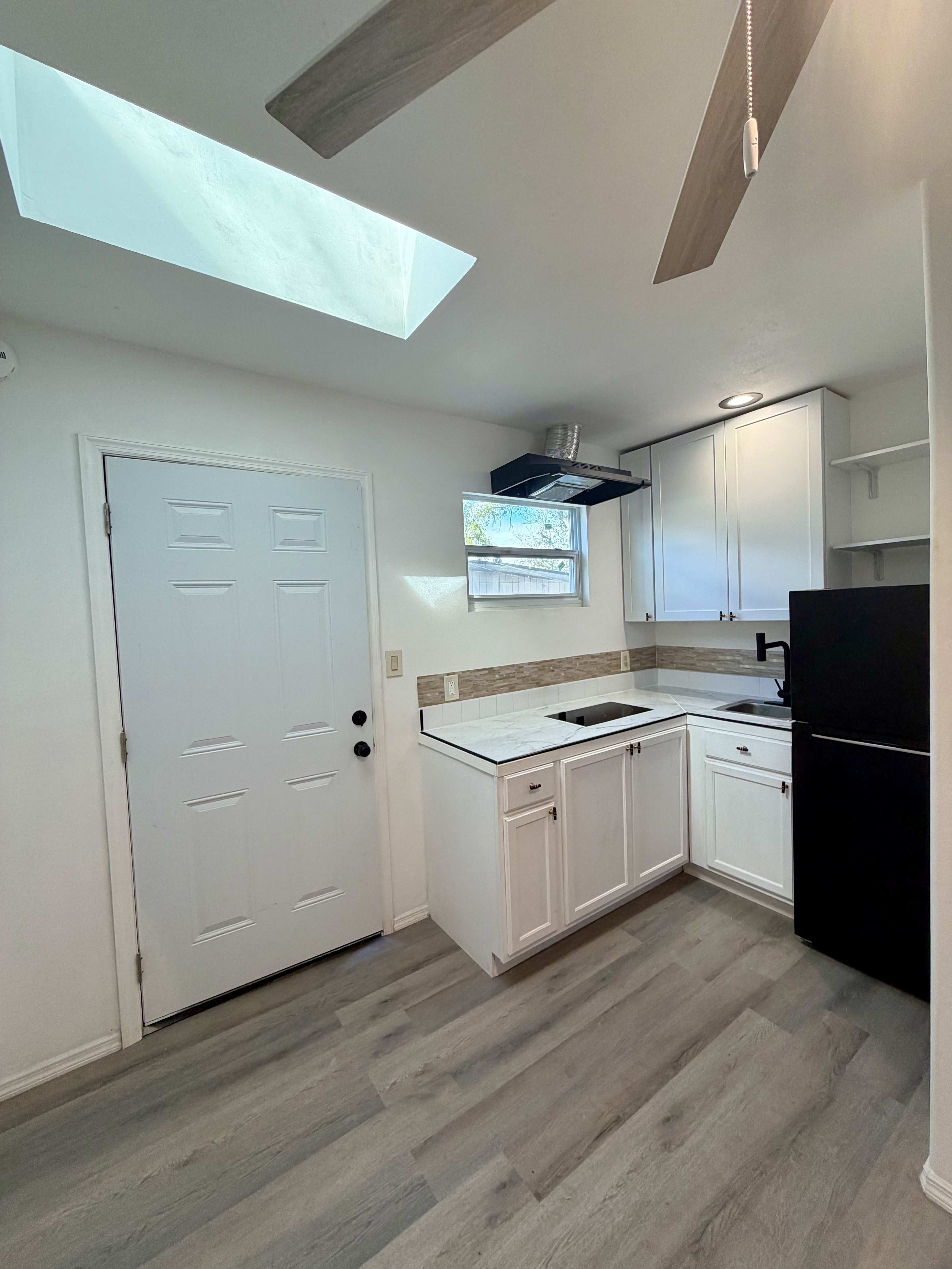 Tampa Other: 4007 Deleuil Ave