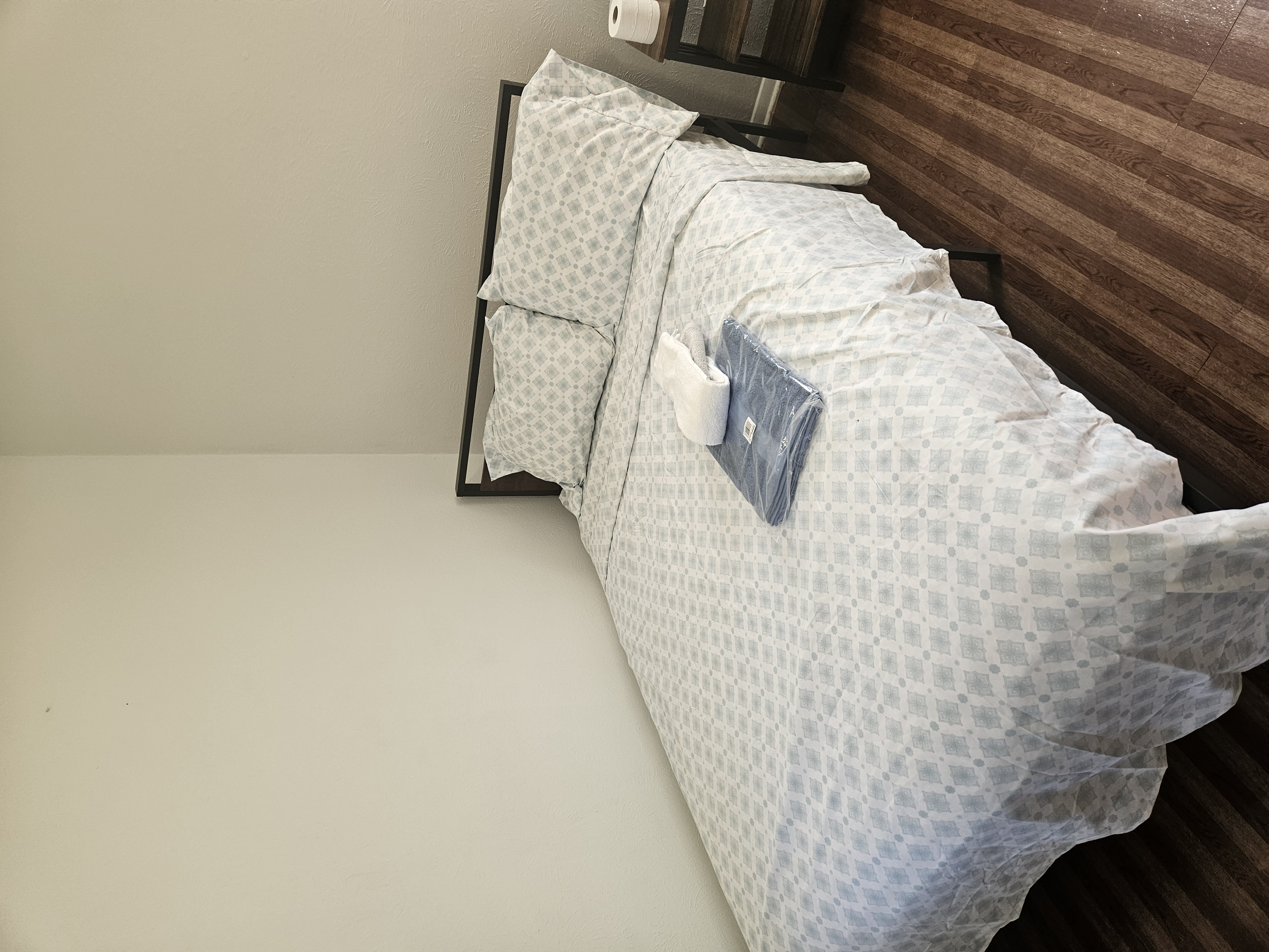 Watauga House: 5716 Saramac Dr