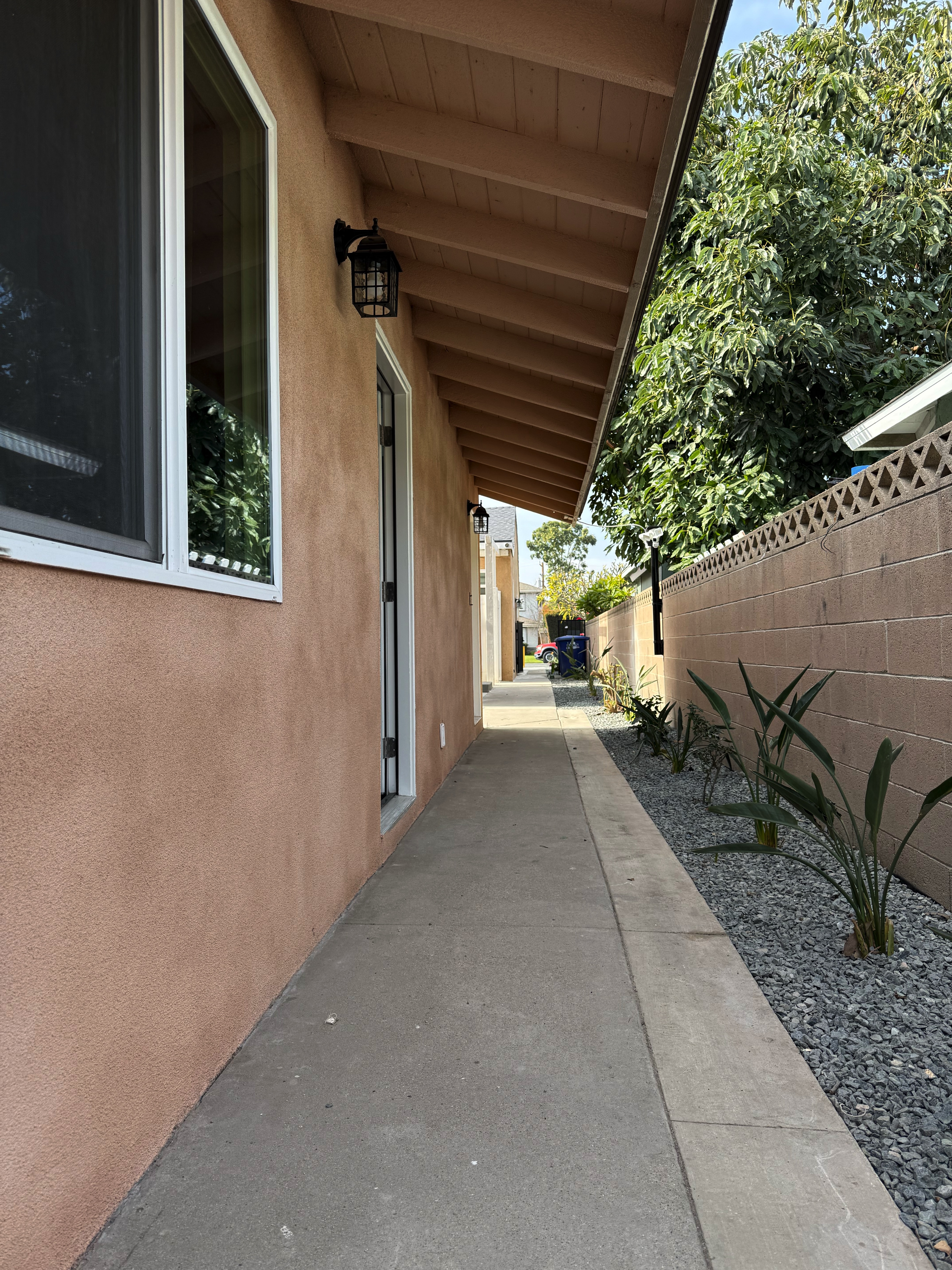 Los Alamitos Multiplex: 10696 Walnut St