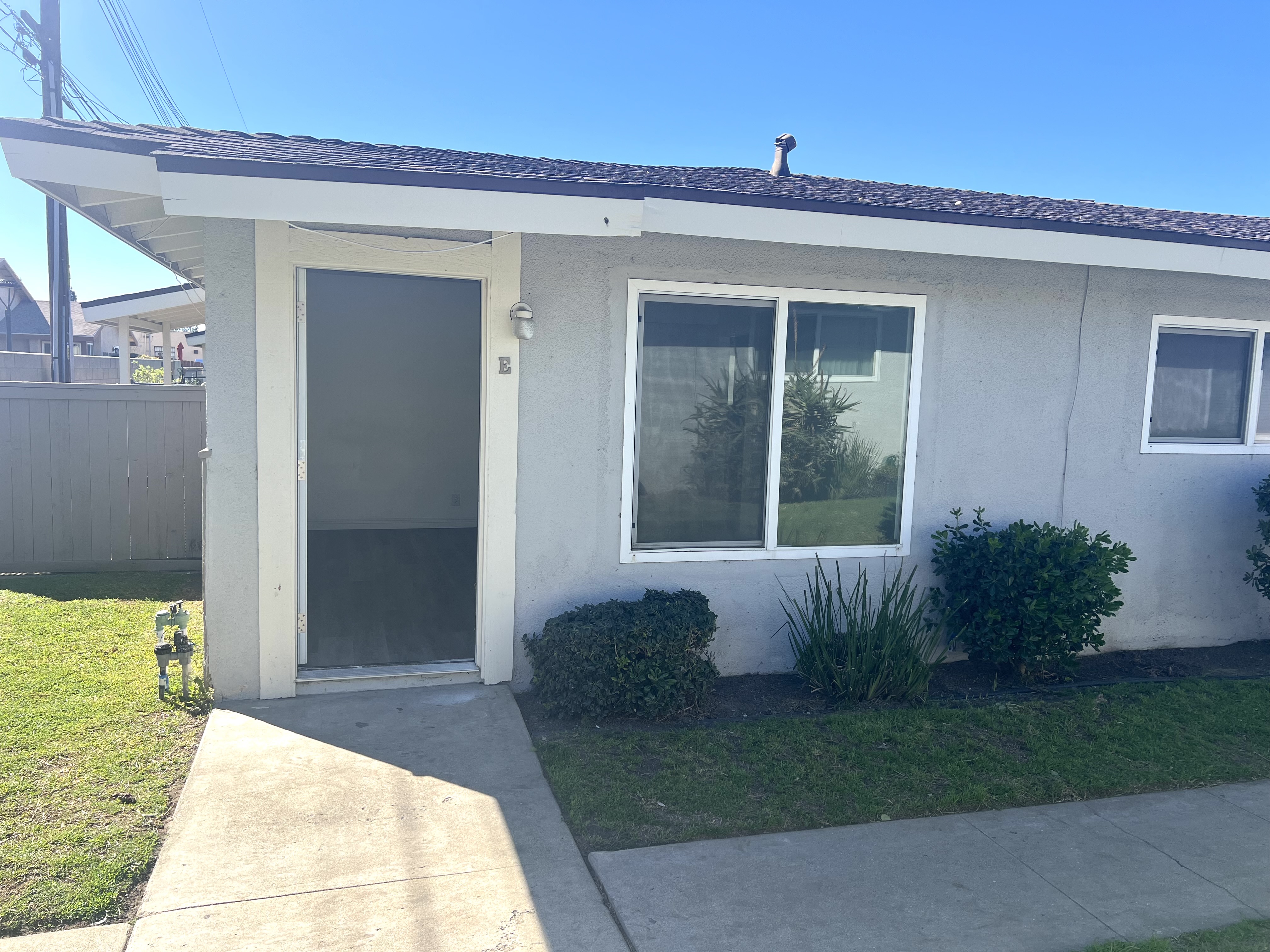 Montclair Townhome: 5125 Bandera St