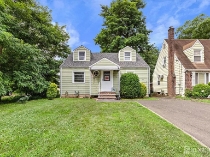 Rahway House: 730 Linden Avenue