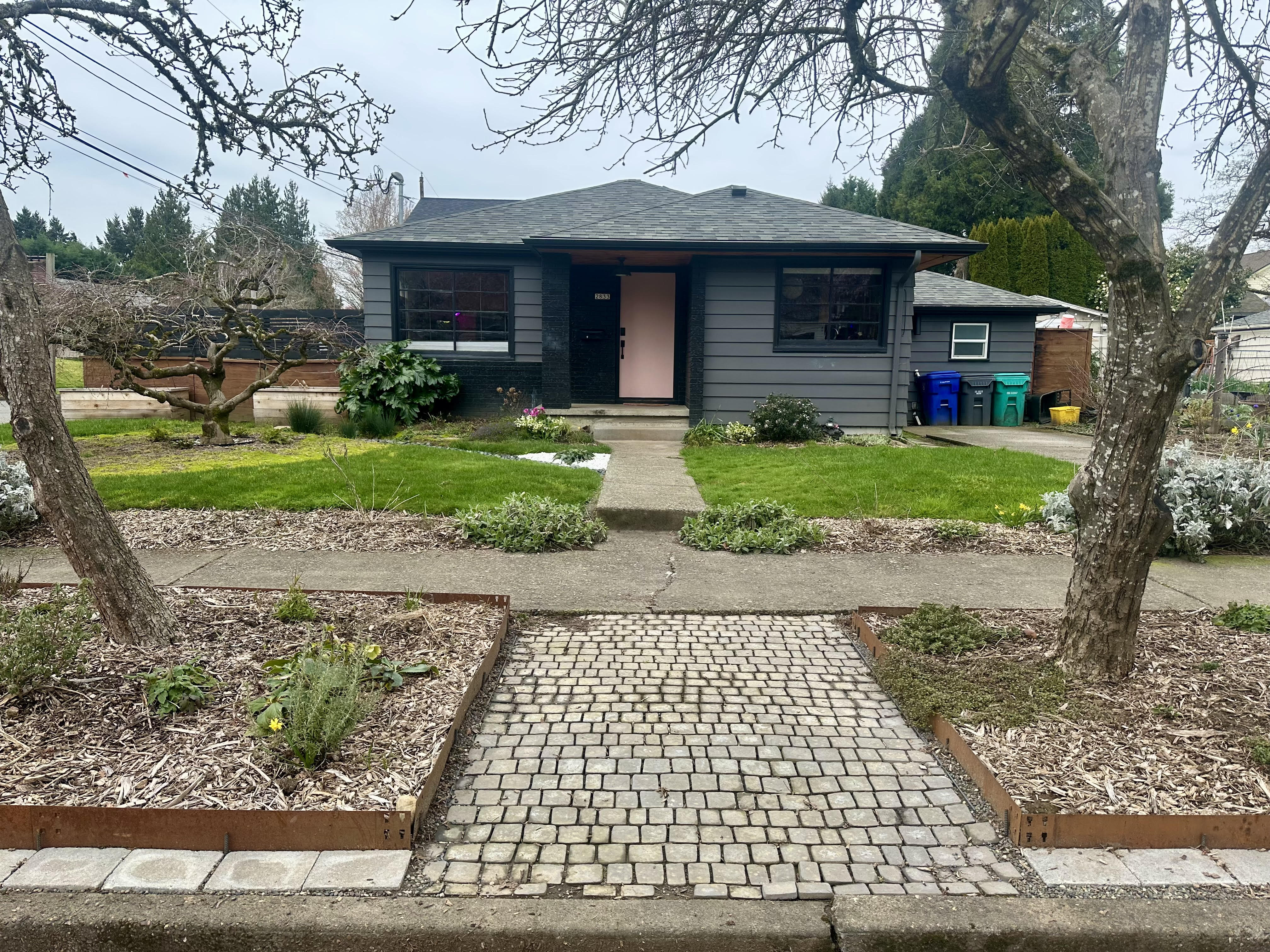 Portland House: 2833 Southeast 45th Avenue