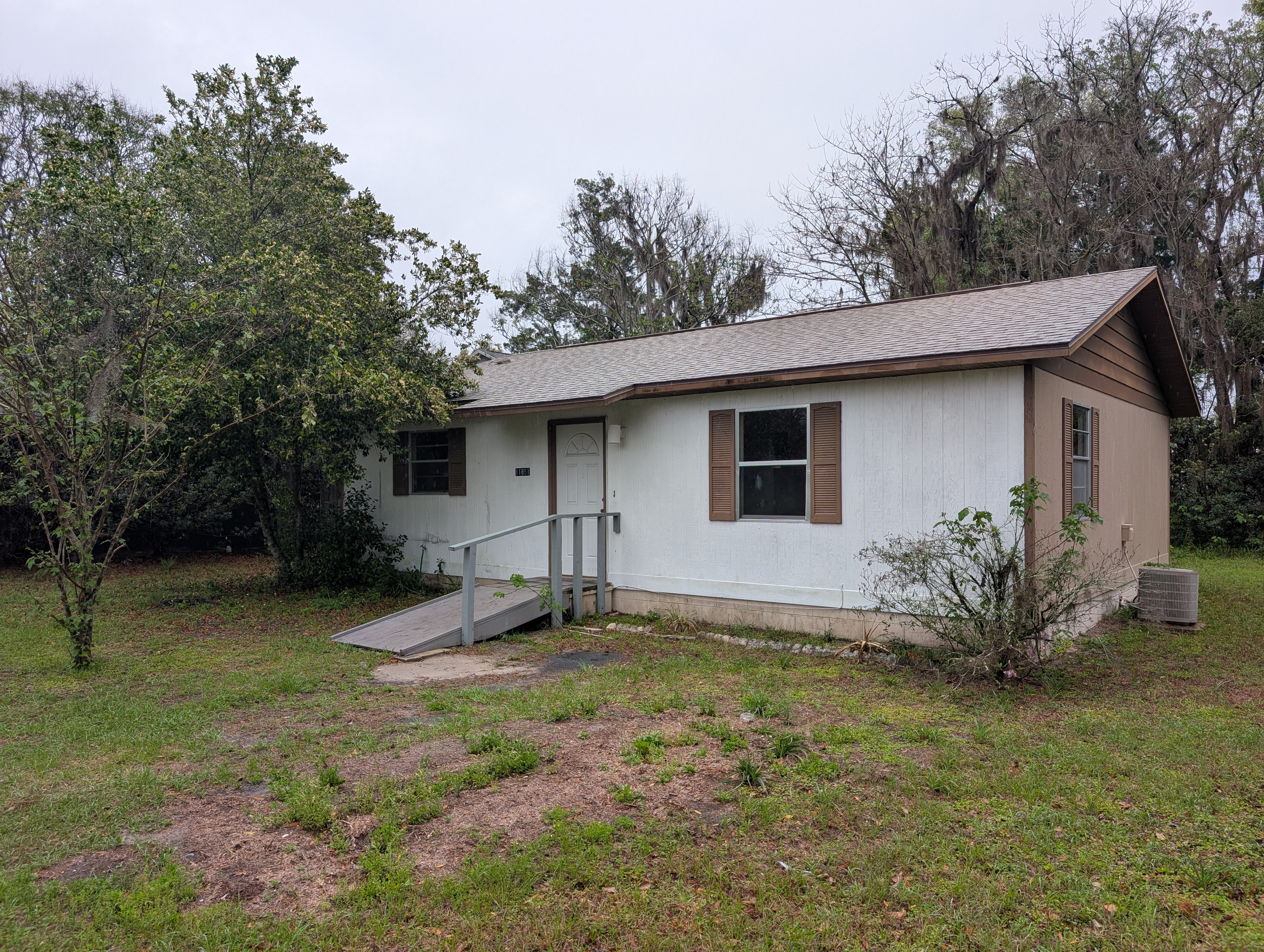 Dunnellon House: 11851 Illinois St