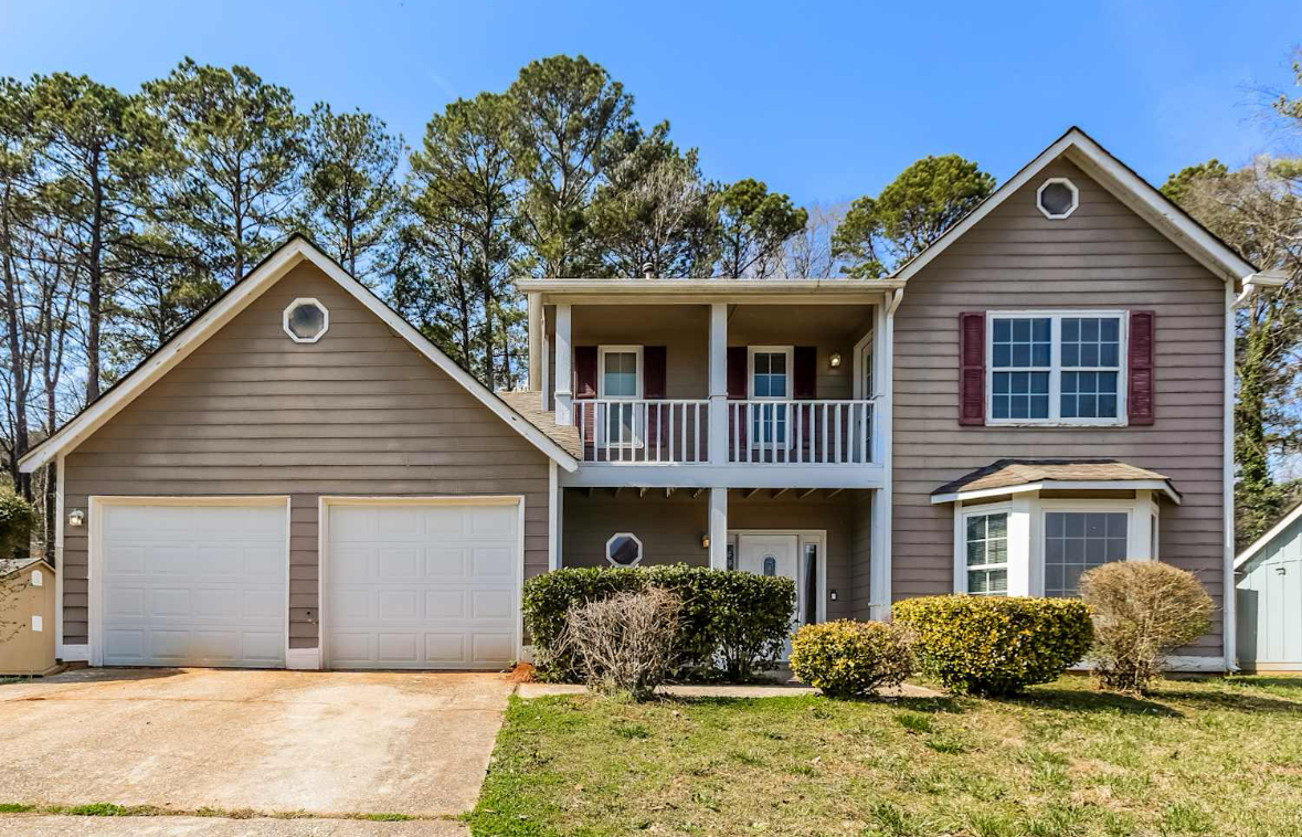 Decatur House: 2468 Newberry Trl